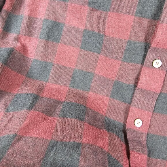UnTuckit Men M Red Black Check Plaid Country Western Farmer Casual Outdoor Shirt - Picture 4 of 11